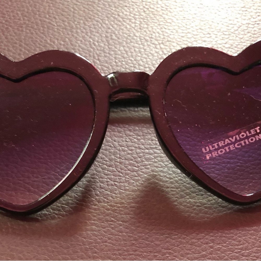 Heart-Shaped Black Sunglasses ($5 when you bundle)